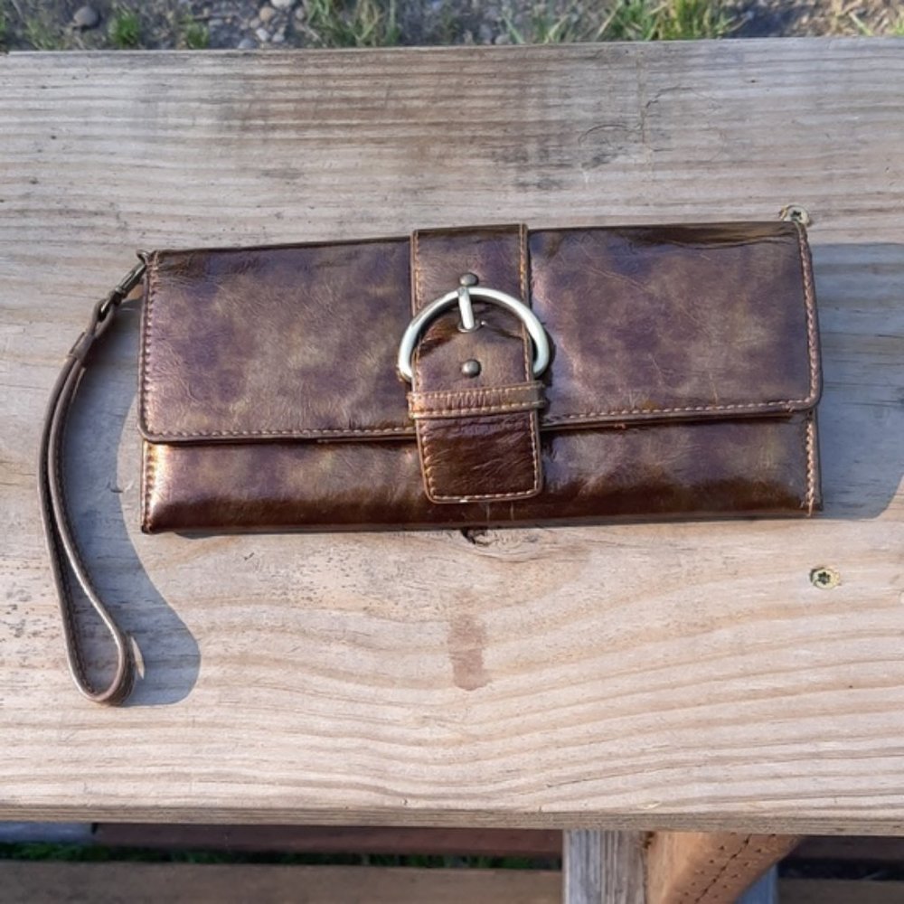 Mundi Wristlet Wallet Clutch Buckle Brown